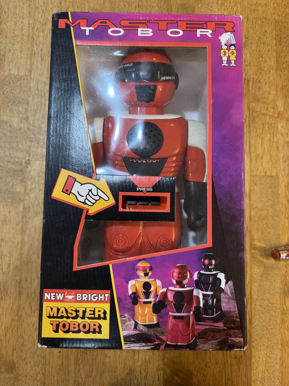 Master Tobor New Bright Mystery Action Animatron Red Robot Toy No. 156 1995 VTG